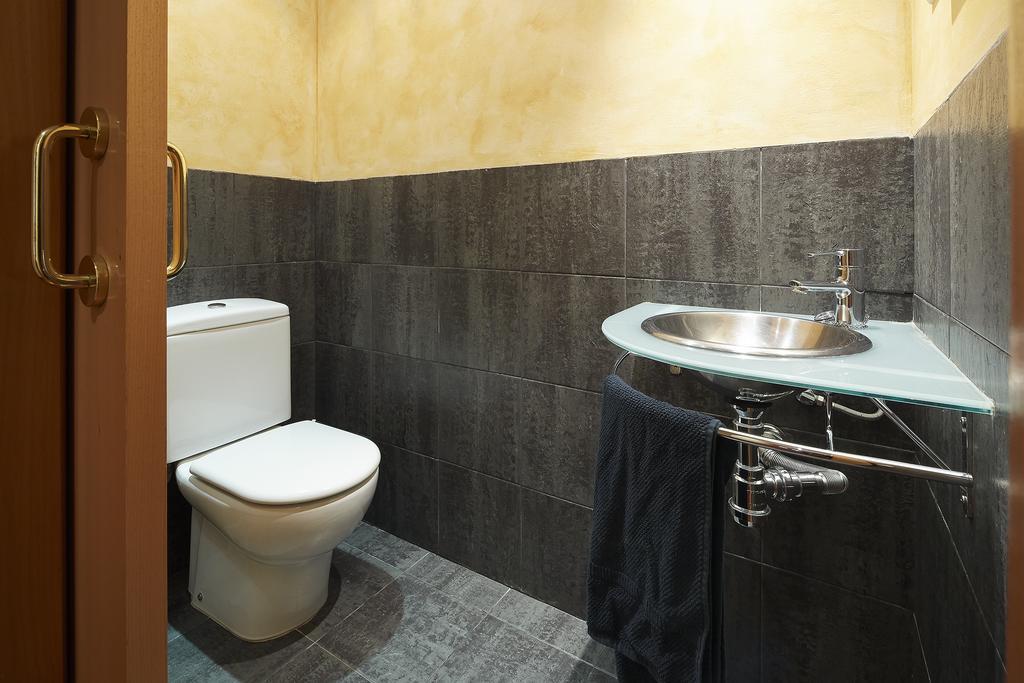 ברצלונה Olles Apartment מראה חיצוני תמונה